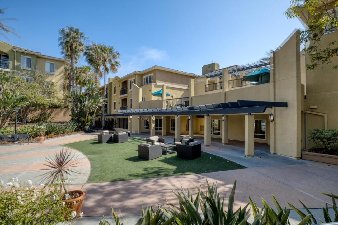 Playa Del Rey 2br W Pool Gym Lax-997 *